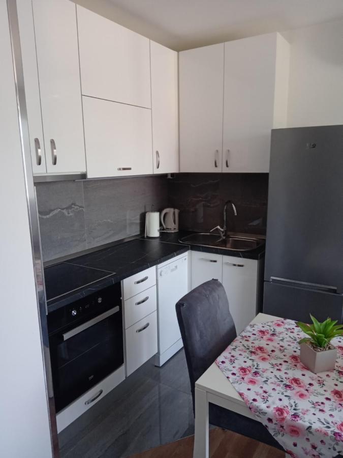 Nina Apartment Split Bagian luar foto